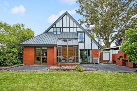 Photo of property in 306 Yaldhurst Road, Avonhead, Christchurch, 8042