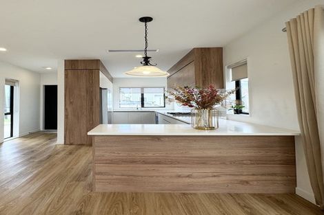 Photo of property in 36 Greenfinch Road, Hobsonville, Auckland, 0616