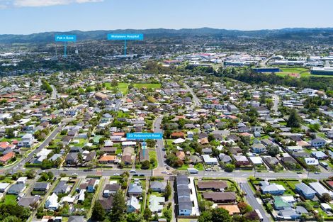 Photo of property in 2/2 Vodanovich Road, Te Atatu South, Auckland, 0610