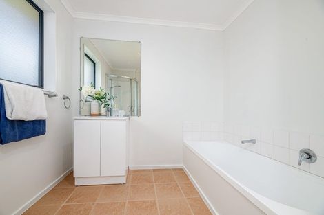 Photo of property in 1 Northridge Terrace, Massey, Auckland, 0614