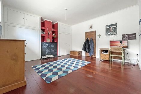 Photo of property in 26 Mantell Street, Seatoun, Wellington, 6022