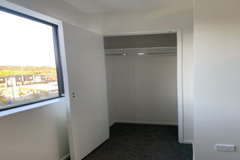 Photo of property in 37 Jabuka Street, Glen Eden, Auckland, 0602