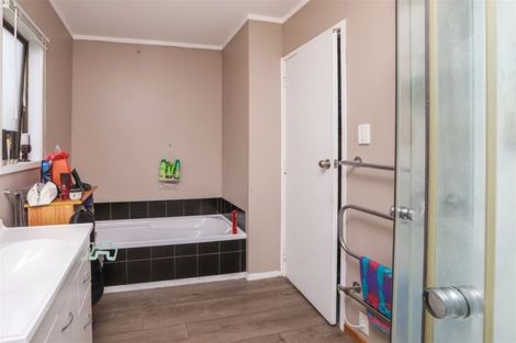 Photo of property in 15 Prinnbank Terrace, Dinsdale, Hamilton, 3204