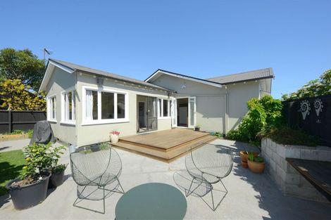 Photo of property in 68 Searells Road, Strowan, Christchurch, 8052