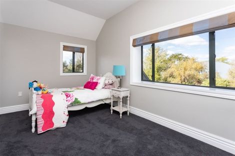 Photo of property in 127 Regent's Park Drive, Casebrook, Christchurch, 8051