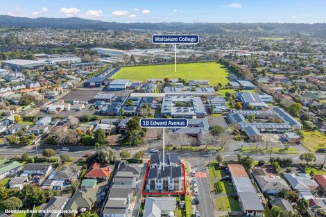 Photo of property in 1a Edward Avenue, Orewa, 0931