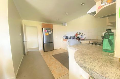 Photo of property in 5 Shah Lane, Mangere, Auckland, 2022