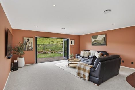 Photo of property in 529 Frankley Road, Hurworth, New Plymouth, 4371