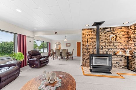 Photo of property in 1 Ngahere Street, Inglewood, 4330