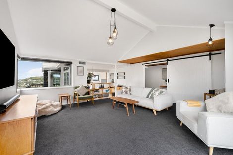 Photo of property in 15 Satara Crescent, Khandallah, Wellington, 6035