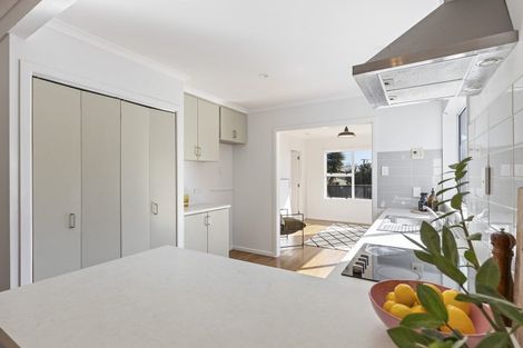 Photo of property in 264 Frankley Road, Ferndale, New Plymouth, 4310