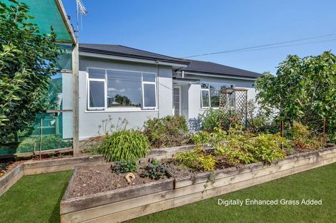 Photo of property in 10 William Street, Marton, 4710