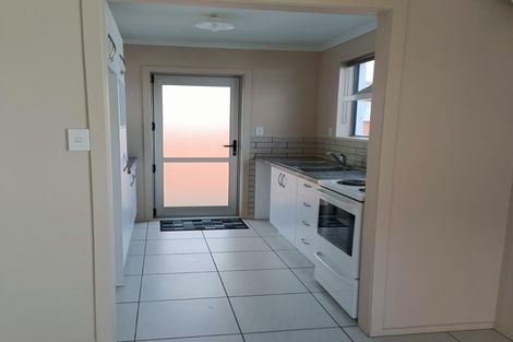 Photo of property in 2/26 Tower Street, Hornby, Christchurch, 8042