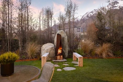 Photo of property in 1 Appin Court, Jacks Point, Queenstown, 9371
