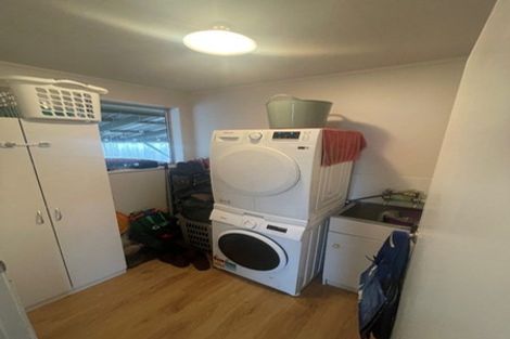 Photo of property in 11 Villa Place, Bell Block, New Plymouth, 4312