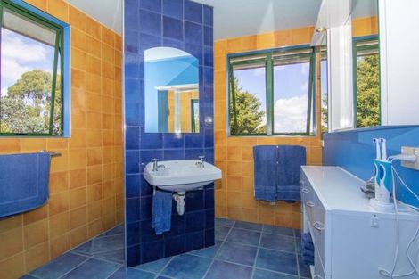 Photo of property in 156 Shanks Road, Helensville, 0875