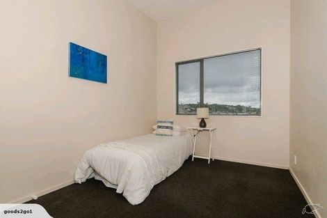 Photo of property in 25/3 Hulme Place, Henderson, Auckland, 0612