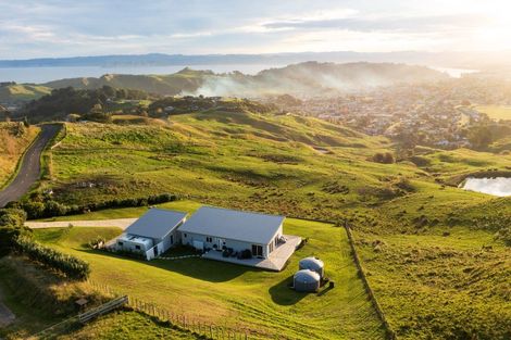 Photo of property in 225 Wheatstone Road, Wainui, Gisborne, 4073