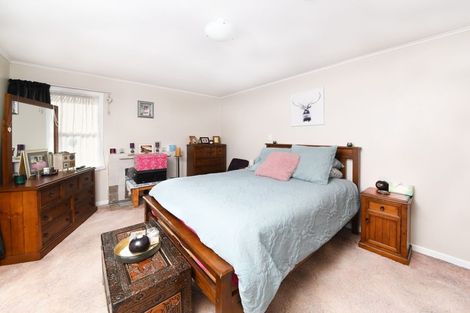 Photo of property in 235 Spinley Street, Te Awamutu, 3800