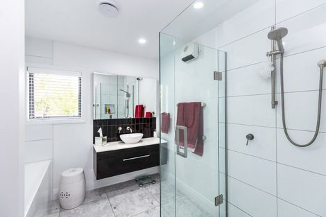 Photo of property in 95d Kuratawhiti Street, Greytown, 5794