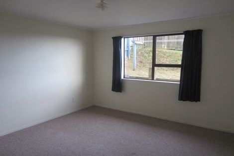 Photo of property in 16 Nalanda Crescent, Broadmeadows, Wellington, 6035