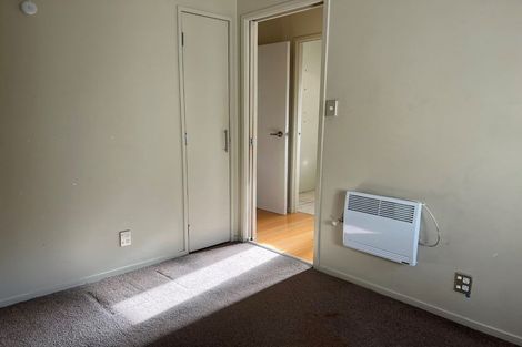 Photo of property in 15 Sunnynook Road, Forrest Hill, Auckland, 0620