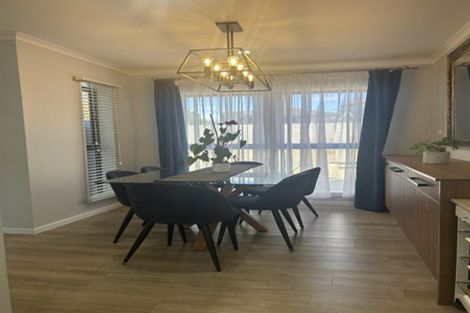 Photo of property in 203 Kyle Road, Greenhithe, Auckland, 0632