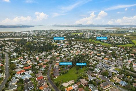 Photo of property in 27 Sturm Avenue, Massey, Auckland, 0614
