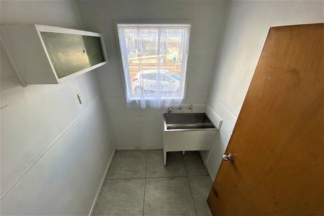 Photo of property in 2/43 John Walker Drive, Manurewa, Auckland, 2102