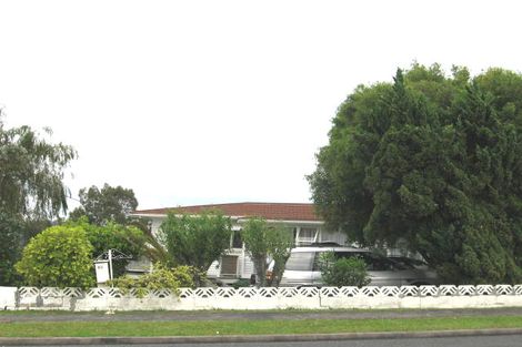 Photo of property in 84 Glengarry Road, Glen Eden, Auckland, 0602