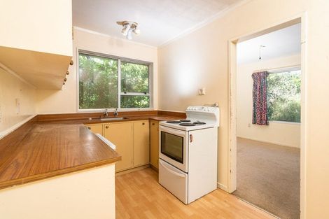 Photo of property in 21b Colchester Crescent, Newlands, Wellington, 6037