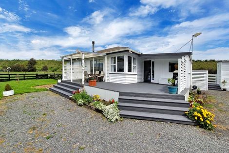 Photo of property in 125a Hickford Road, Foxton, 4893