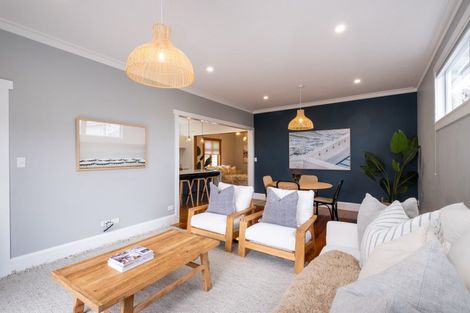 Photo of property in 117 Vigor Brown Street, Napier South, Napier, 4110
