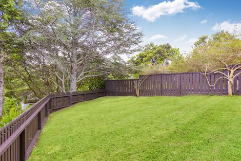 Photo of property in 44 Rimutaka Place, Titirangi, Auckland, 0604