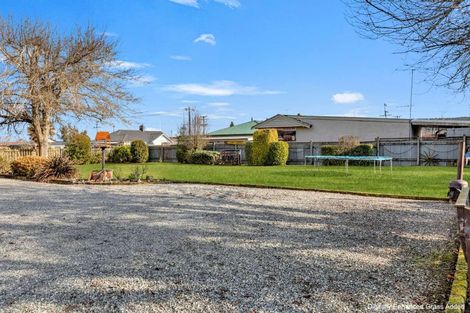 Photo of property in 39 Newburn Street, Waikaia, 9778