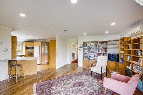 Photo of property in 6 Jacaranda Place, Greenmeadows, Napier, 4112