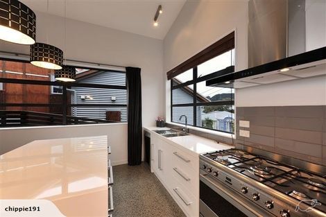 Photo of property in 20 Myrtle Crescent, Mount Cook, Wellington, 6021