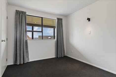 Photo of property in 2 Gladstone Grove, Richmond Heights, Taupo, 3330