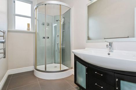 Photo of property in 86 Princes Street, Cambridge, 3434