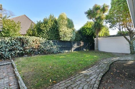 Photo of property in 2/21 Wyatt Place, Russley, Christchurch, 8042