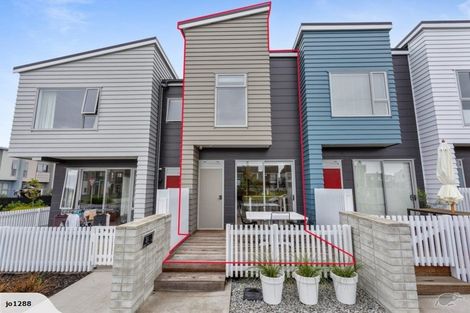 Photo of property in 21 Rangihina Road, Hobsonville, Auckland, 0616