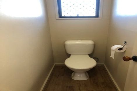 Photo of property in 22 Searells Road, Strowan, Christchurch, 8052