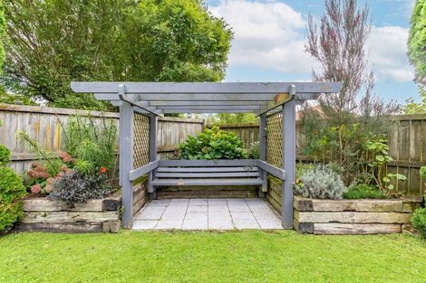 Photo of property in 48 Wiltshire Drive, Huntington, Hamilton, 3210