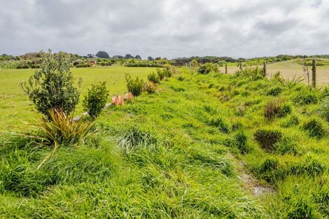 Photo of property in 89 Strathnaver Drive, Waikawa Beach, Manakau, 5573