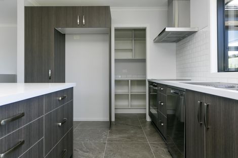 Photo of property in 9 Okaia Drive, Kinloch, Taupo, 3377