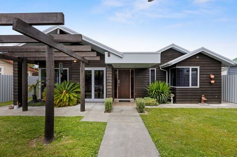 Photo of property in 405 Tomoana Road, Saint Leonards, Hastings, 4120