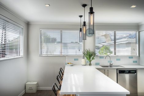Photo of property in 9 Stacey Place, Woolston, Christchurch, 8062