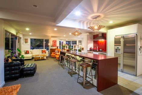 Photo of property in 105 Vivian Street, New Plymouth, 4310