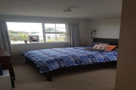 Photo of property in 18 Te Kupe Road, Paraparaumu Beach, Paraparaumu, 5032