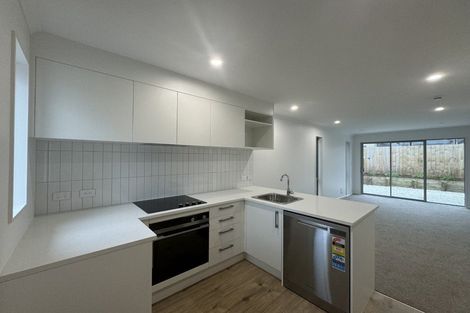 Photo of property in 49 Ngae Place, Mangere East, Auckland, 2024